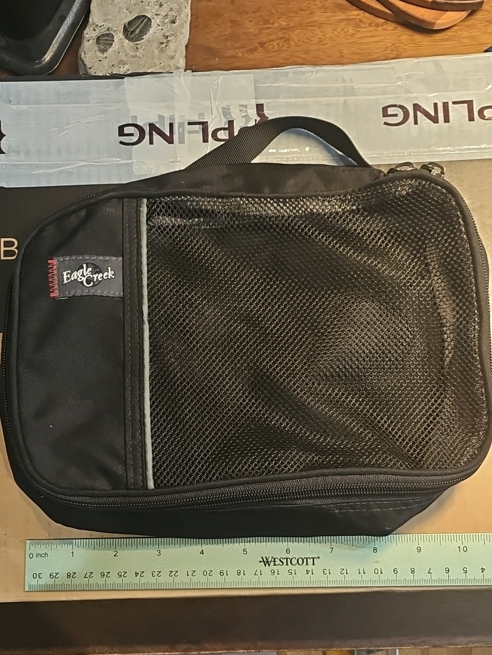 Eagle Creek Black Men's Toiletry Kit - Mesh Organizer
